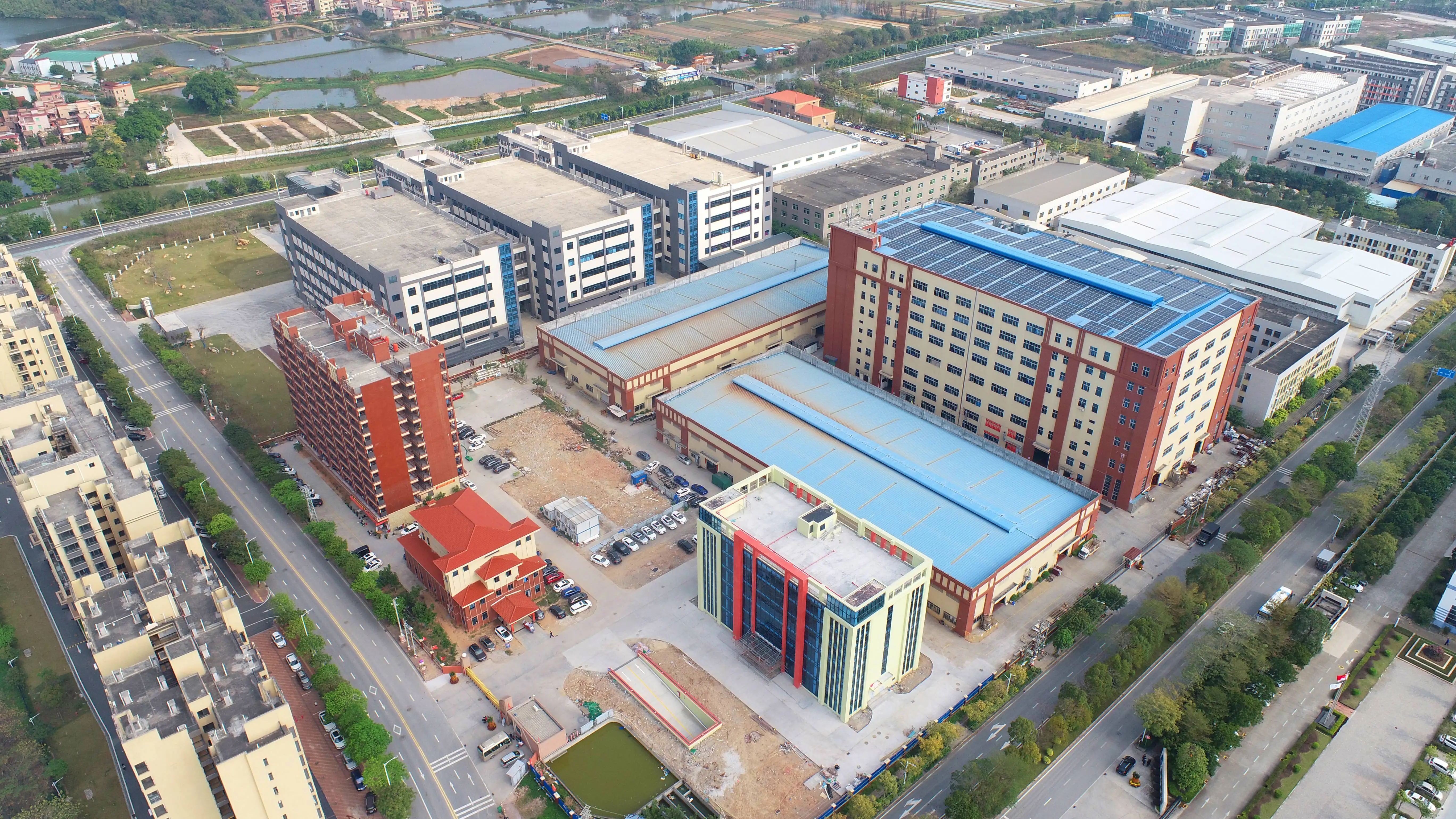 2024 Wholesale Small RV Off-Road Teardrop Camper Trailer Mobile Function for Travel Cyber truck