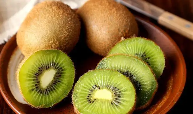 High Nutrition Kiwifruit The Rare Breed Kiwi Fruit Hot Selling  Sweet Crop Style Packing Organic Color