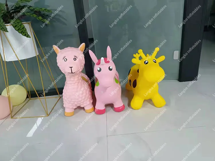 Toy (2).jpg
