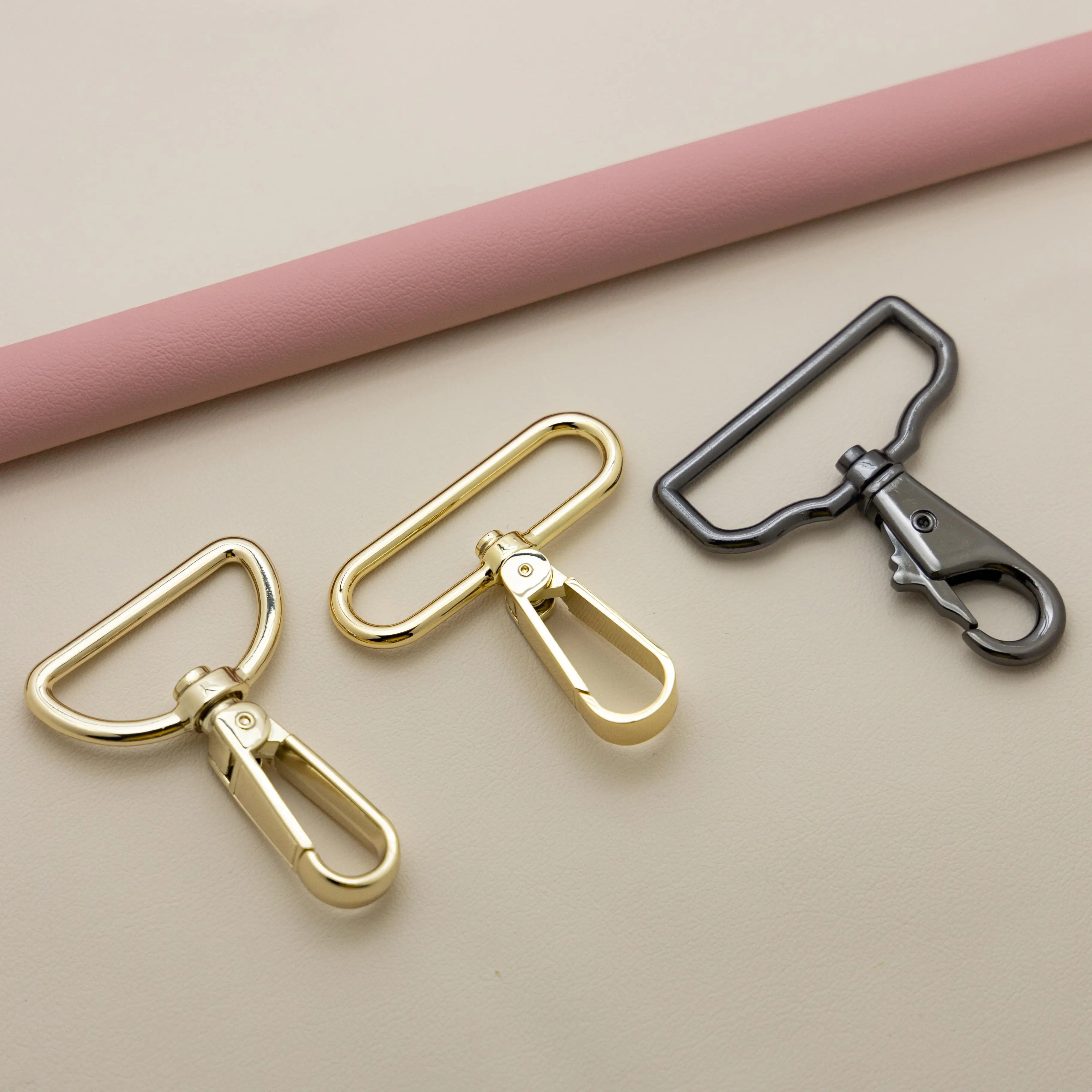 50mm Zinc Alloy Buckle Clasp Swivel Eye Bolt Spring fastener Hook 38mm Dog Leash Hook Clasp for Handbag Straps Buckle Bag Series