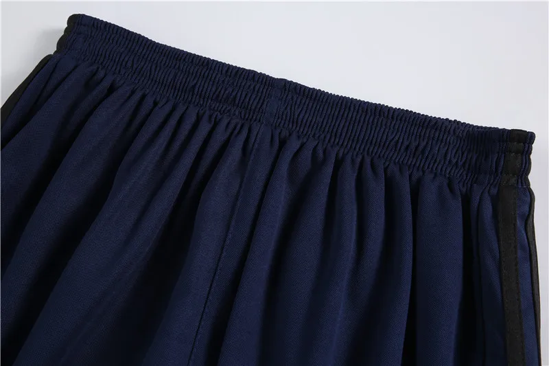 Custom Soccer Wear Design Club Team Name Football Set Football Shirts Thailand Soccer Uniform Kit Set Sublimated Soccer Jerseys