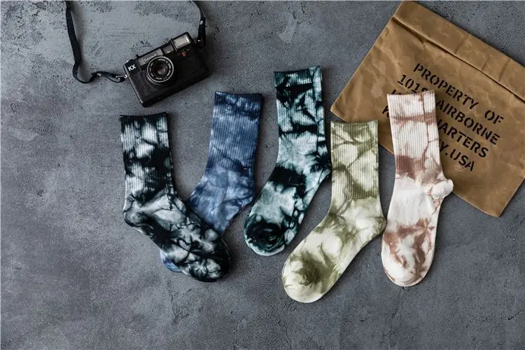 China custom fashion long socks super quality white cotton socks