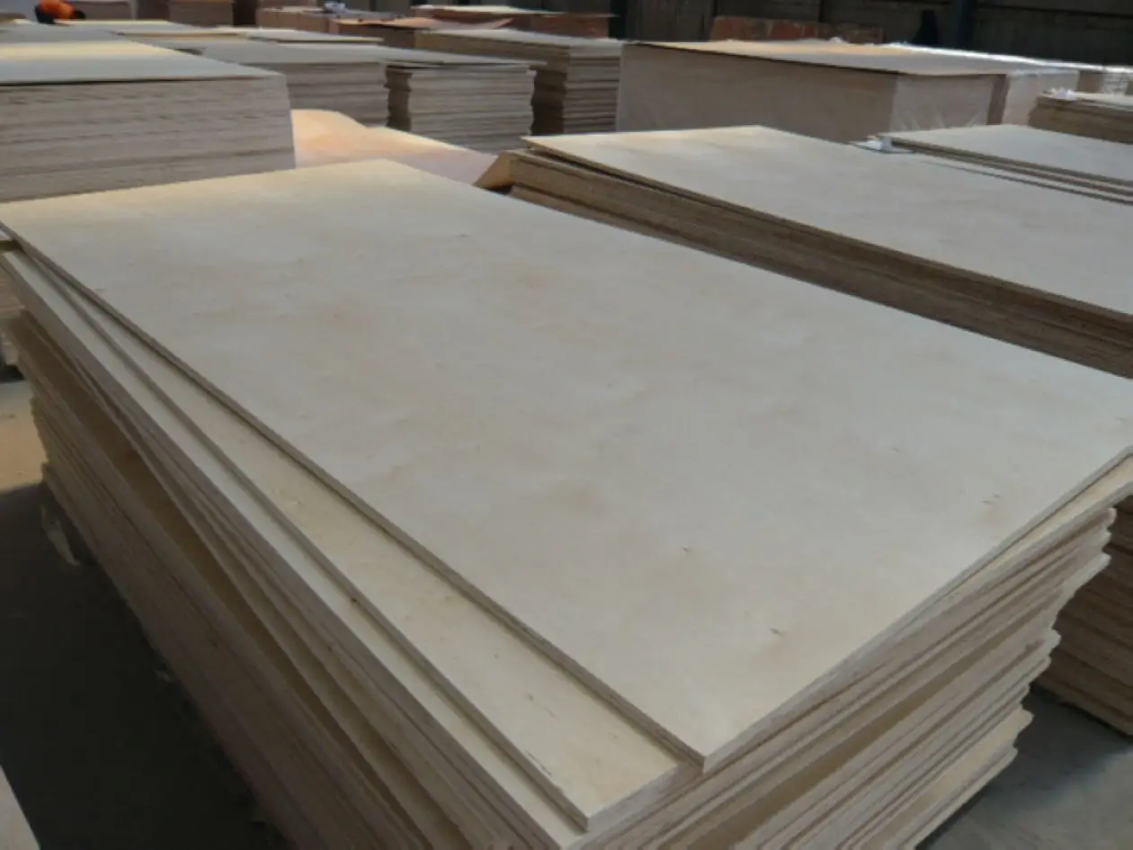 Birch veneer  Plywood Sheet 4x8 Plywood Cheap Plywood Manufacturer in China