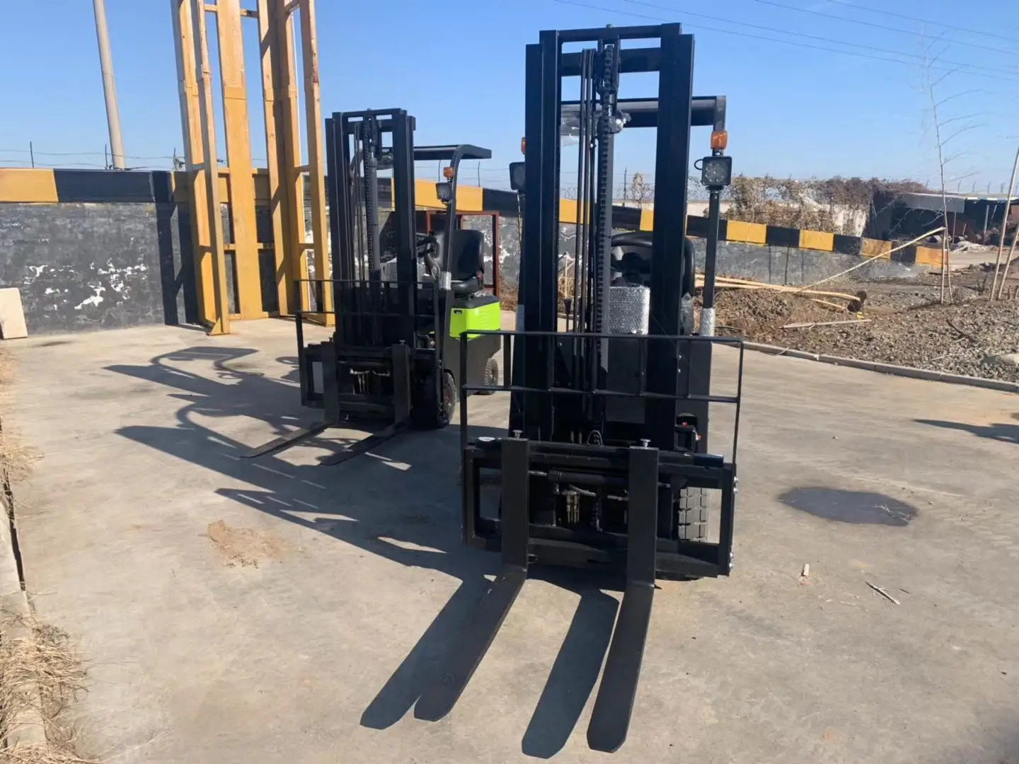 compact forklift mini size 1000kg  3m height 4 wheels  indoor use electric forklift cheap price narrow aisle forklift