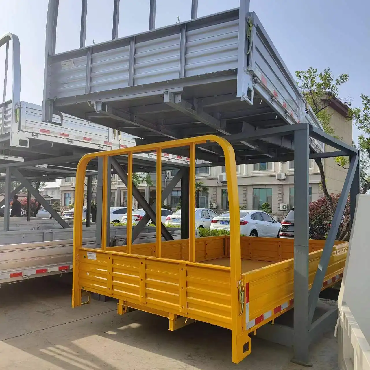 Shandong Factory Direct Sales PT Cargo truck Box Jmc Spare Parts Dump Flatbed Truck Body