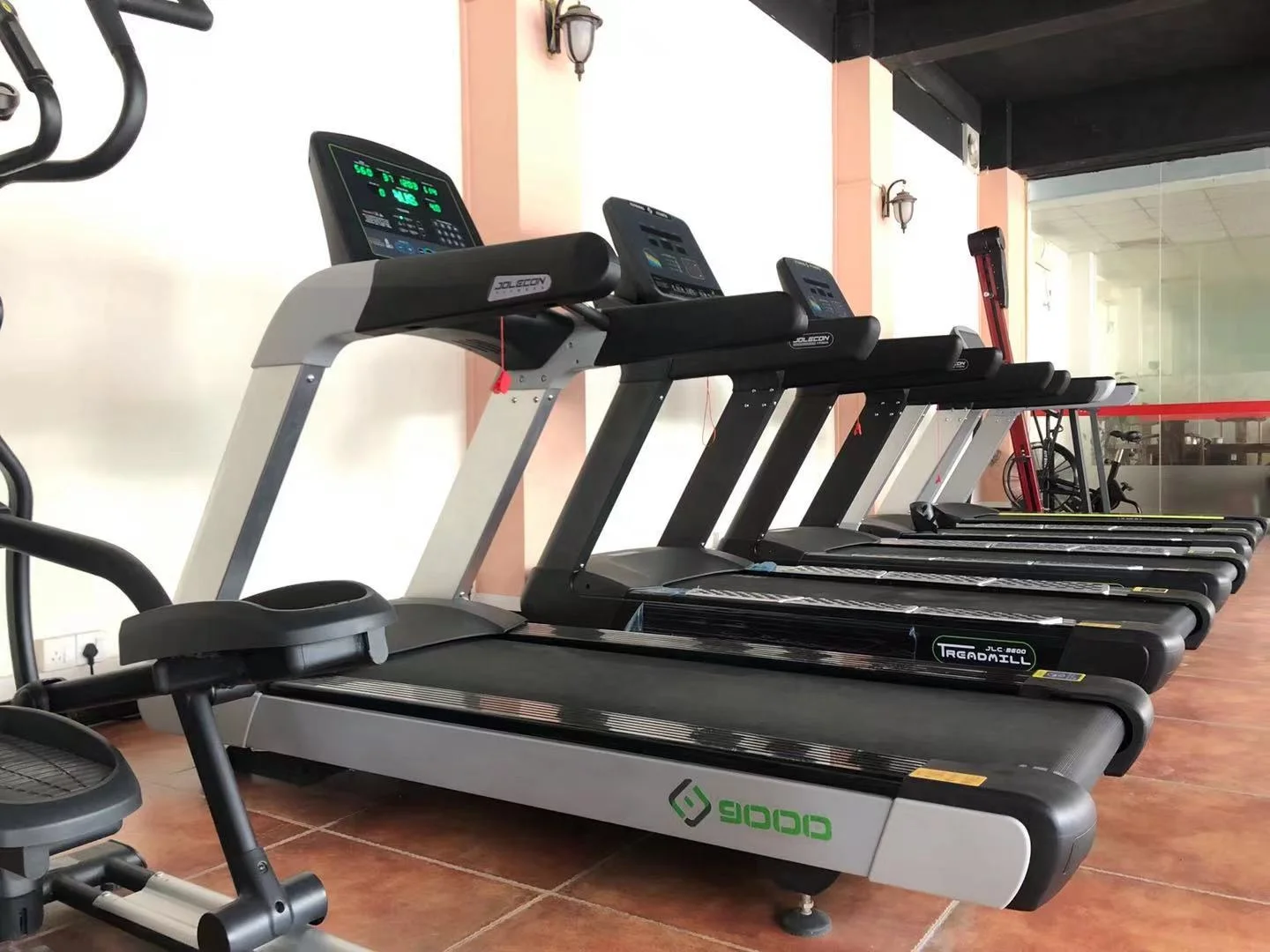 Professional Gym Equipment Ac Motor 7 Hp Power Running Treadmill Machine Commercial Treadmill JLC-8600C