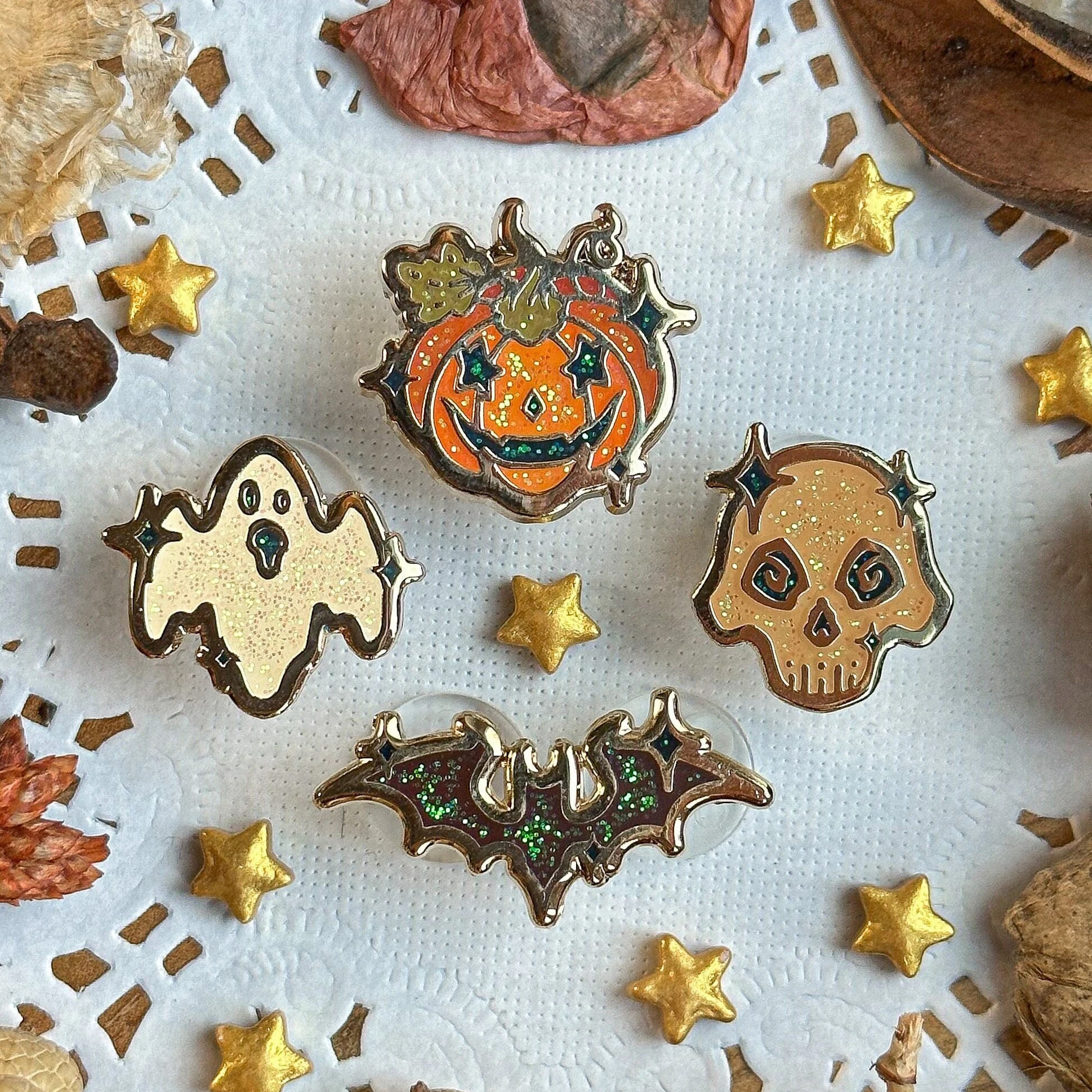 Halloween popular spooky friends mini lapel pins badge custom bat ghost and candy corn hard enamel pin set glitter