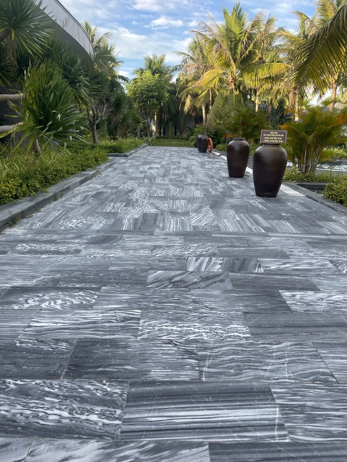 Bluestone Landscape Paving Tiles Natural Stone For Hotel, Spa, Resort, Villa, House-Place Stone