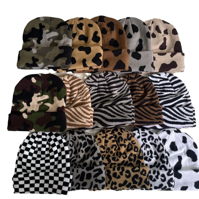 Cute Leopard Beanie Cap Couple Knit Cap Acrylic Cow Print Hat Lovely Winter Men Women Thick Winter Warm Cow Print Bonnet Hat