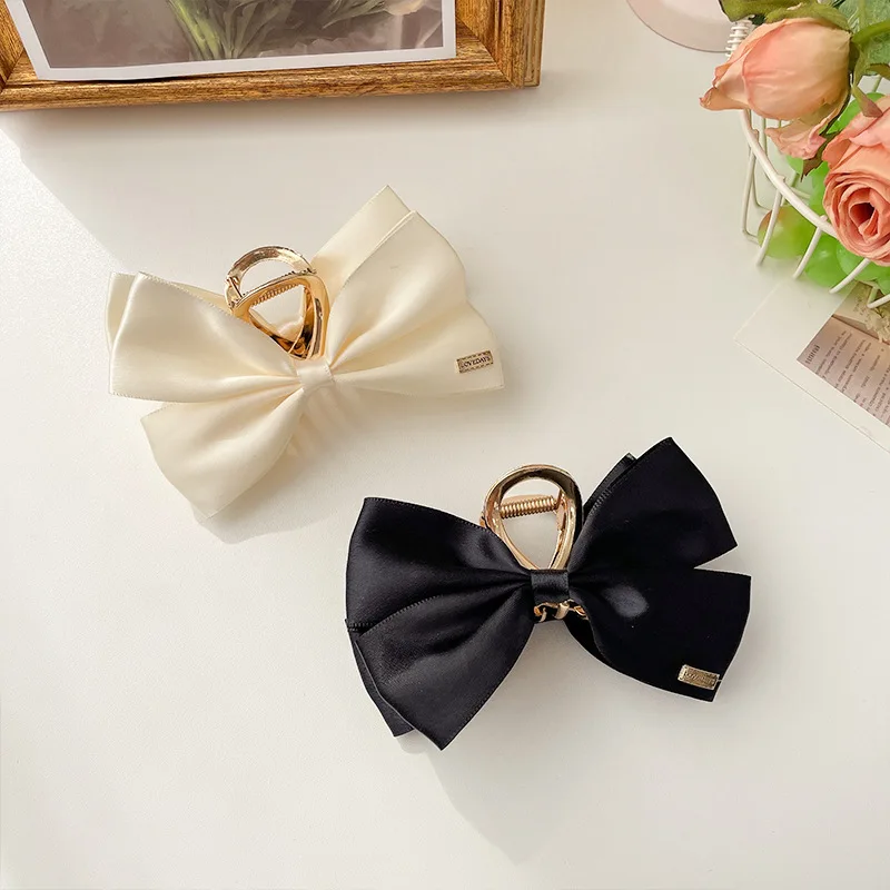 YiYi Korean Large Bow Metal Hair Claws Fabric White Black Pinzas Para El Cabello Women Hair Claws Clips For Thick Hair