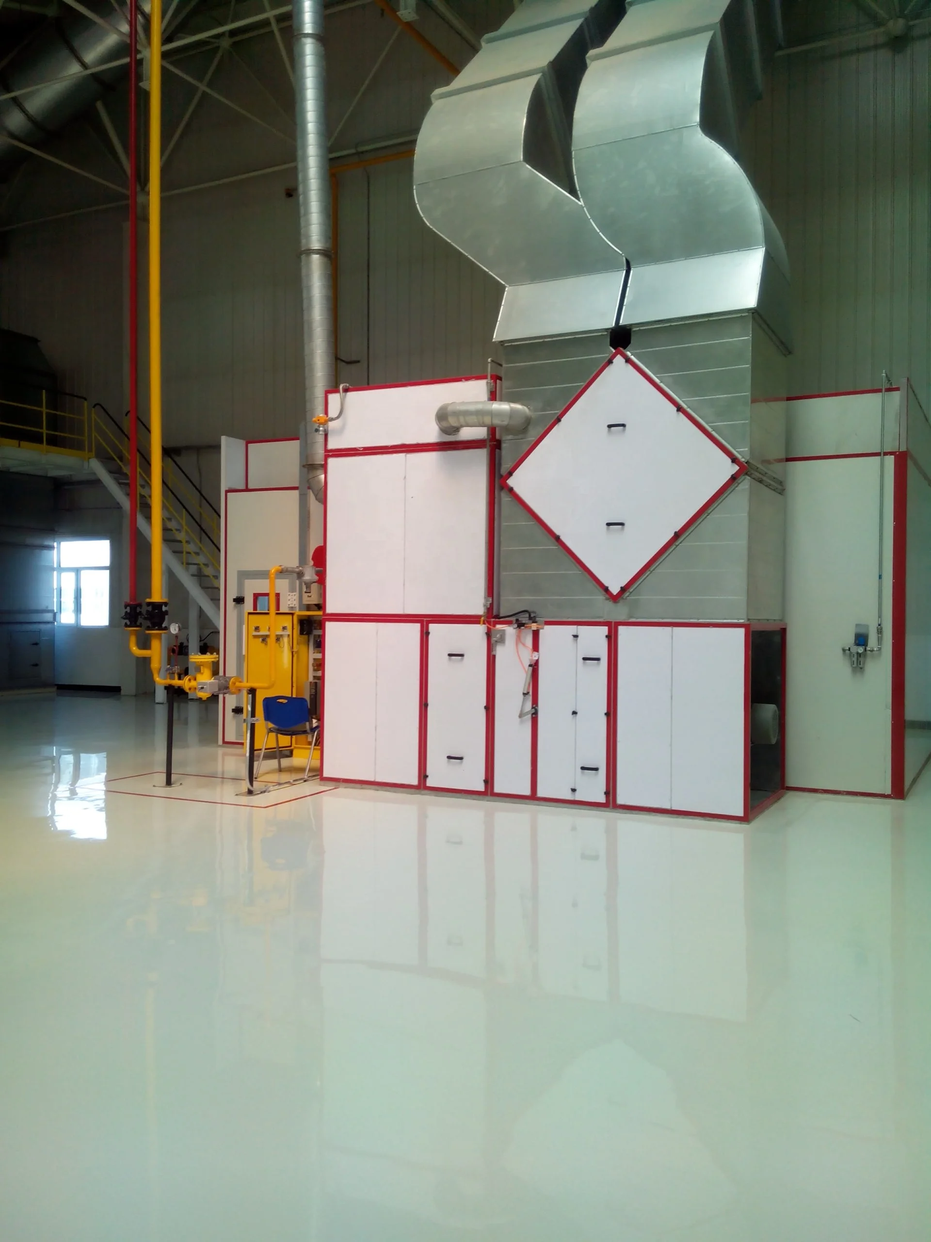 Распродажа распылительная камера в европейском стиле с управлением PLC для наружной походной палатки на водной основе