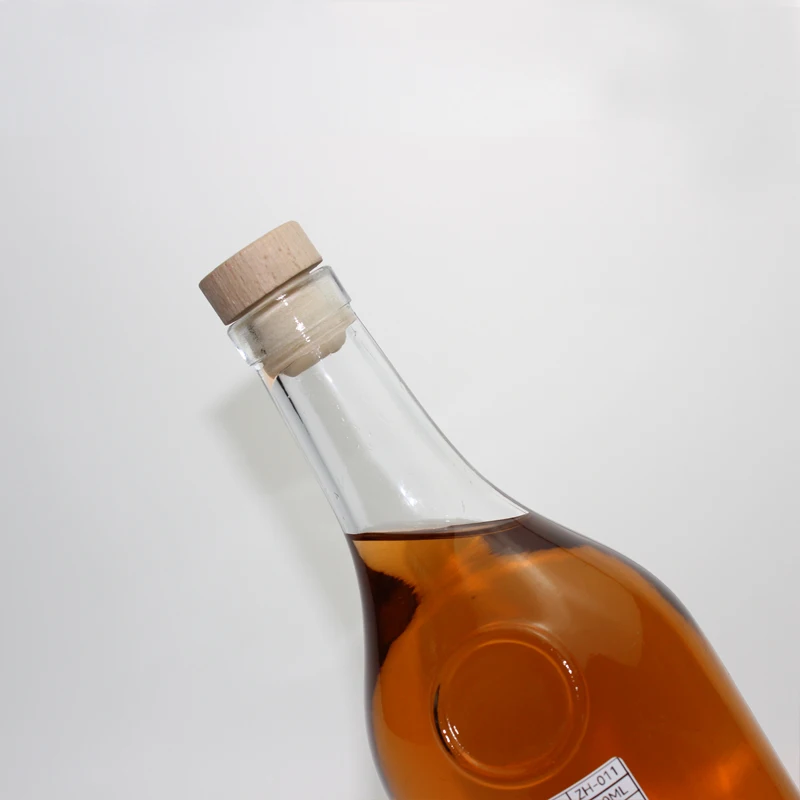 Custom Wine Bottles 750 Ml Glass Whisky Bottle Spirits Glass Bottle for Vodka Gin Whiskey