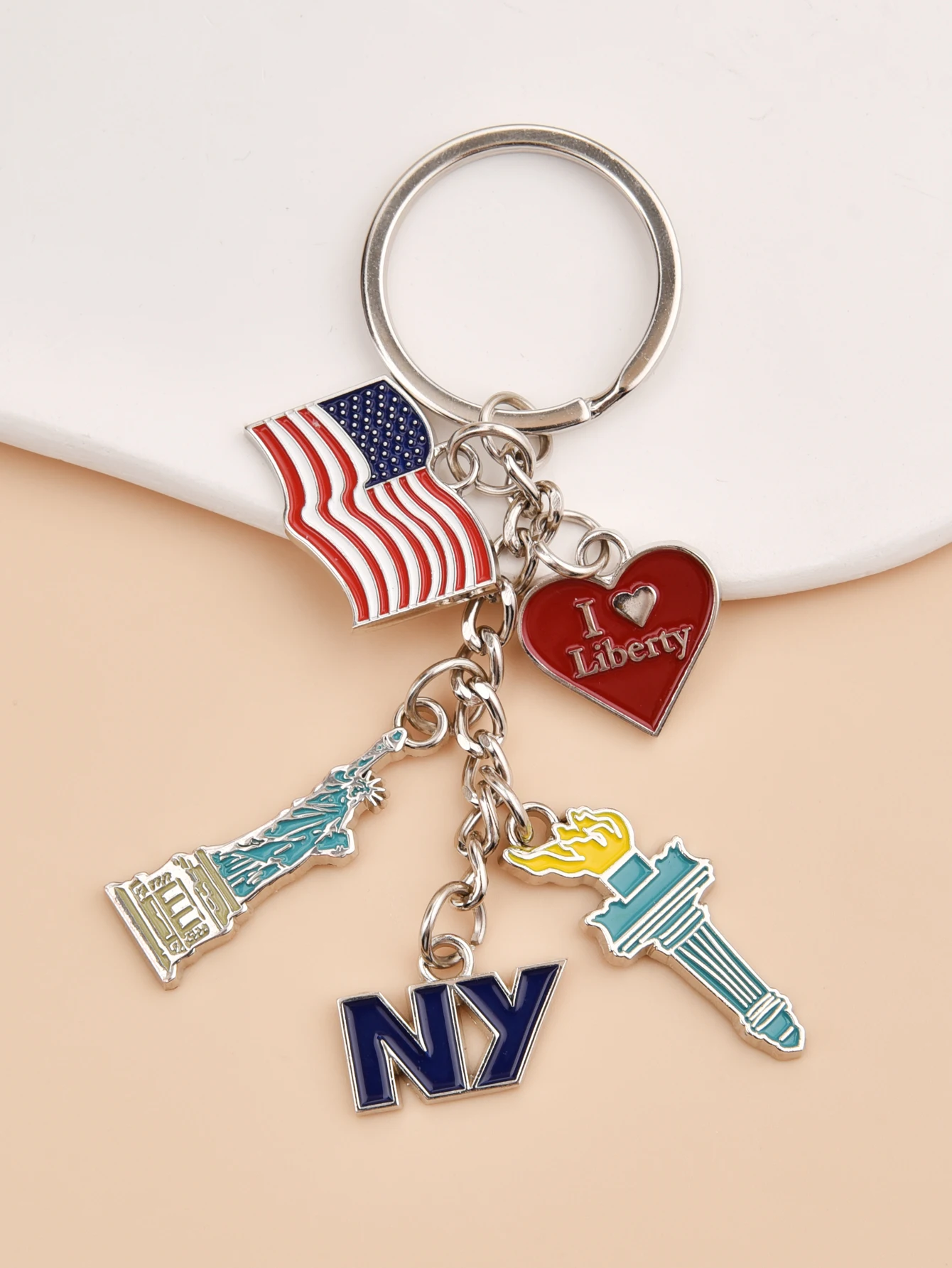 Wholesaler USA Massachus Souvenir Keychain Souvenir Independence Day Keychain Statue Liberty Keychain Pendant