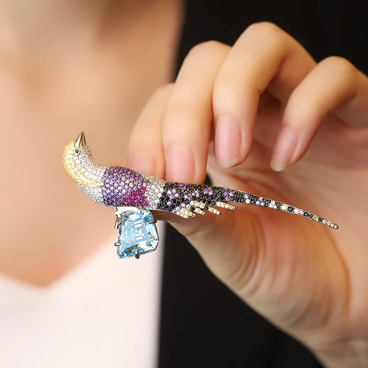 Classic Silver Tone Simulated Color Diamond Brooch Gold Plating Sterling Silver 925 Brooch