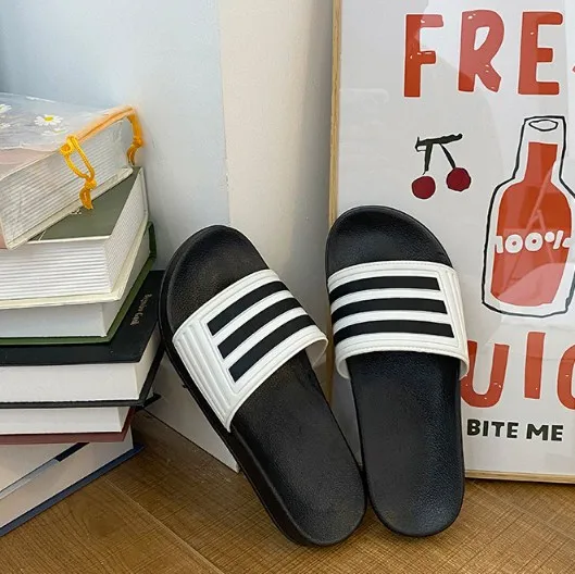 Модные летние новые поступления женские и мужские тапочки домашняя Нескользящая полосатая обувь для ванны Банные Тапочки