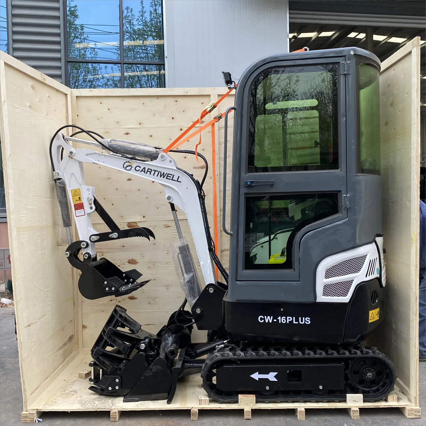Мини-экскаватор Kubota 2 тонны 5 т