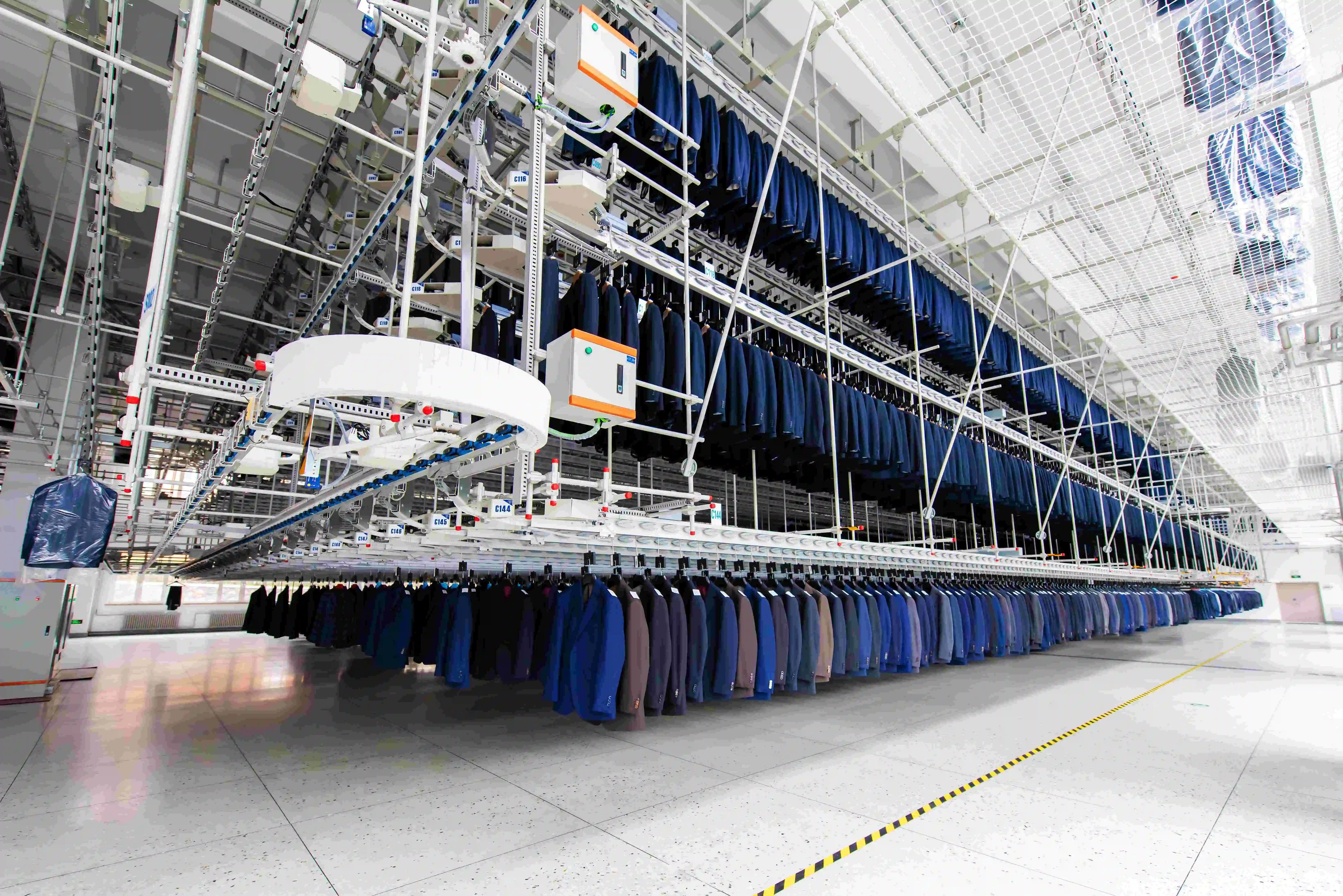 2024 High Quality Weddings men suits tuxedo Navy blue blazer classic jackets pants two pieces slim fit formal suit for men