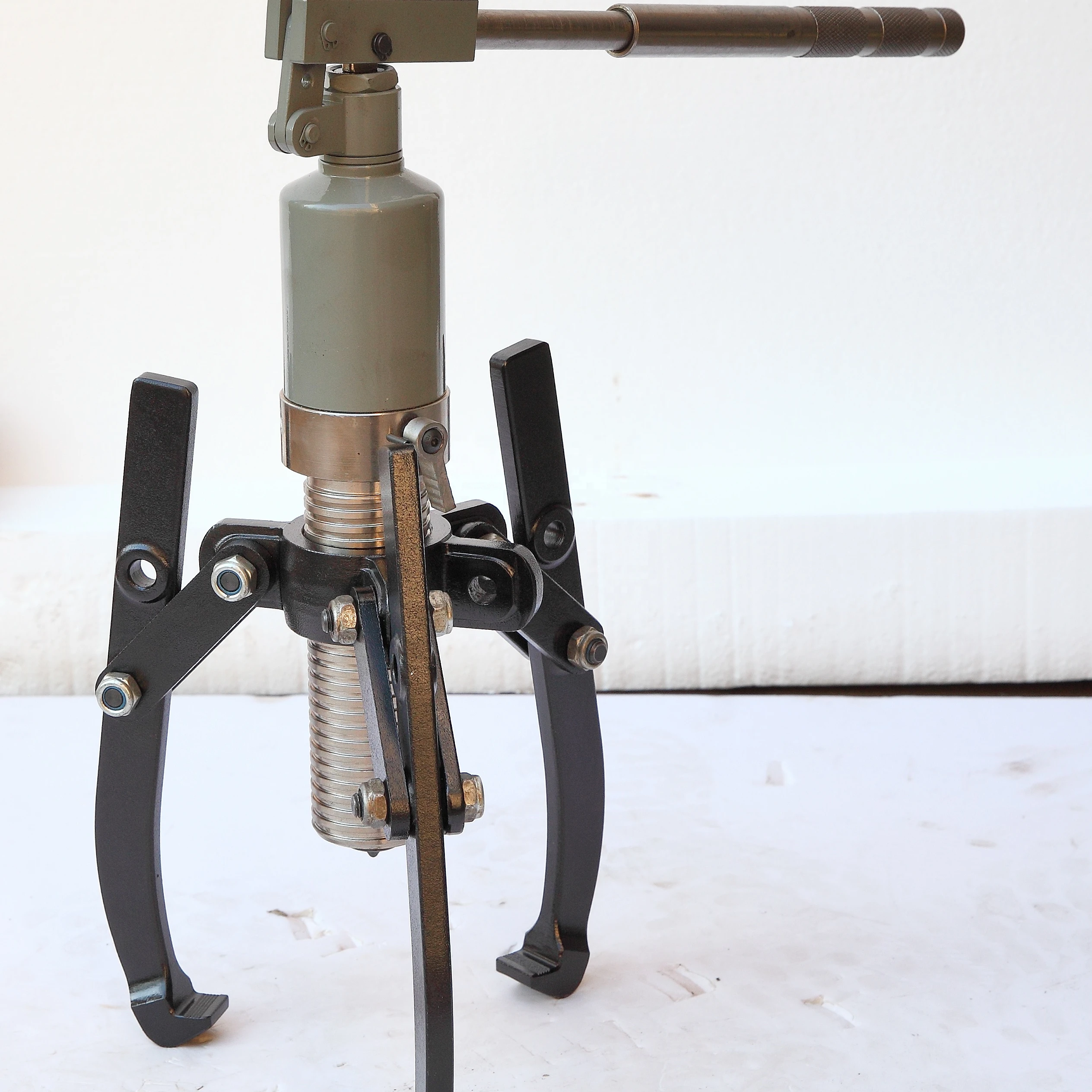 Hydraulic Gear Puller Bearing puller with good price and bearing puller