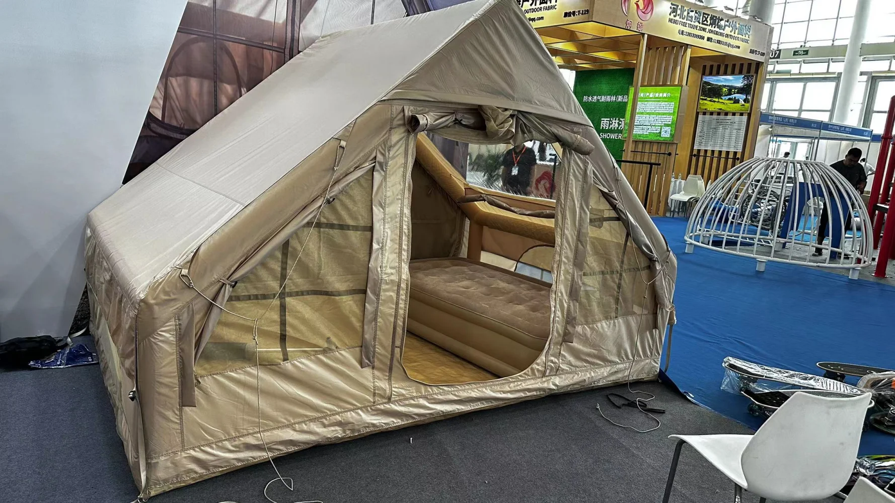 2024 New luxury inflatable inflatable tent Oxford outdoor inflatable camping tent four seasons