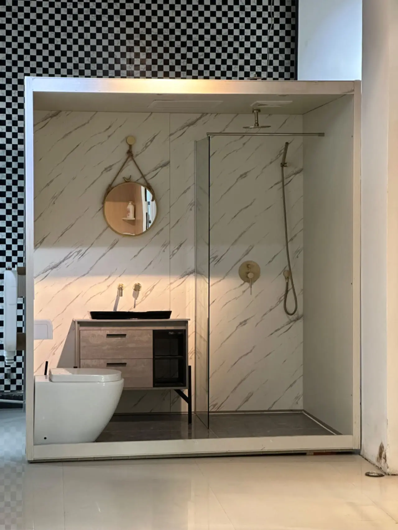 SMC Integrated All In One Aluminium Shower Bath For Sale Luxury Ultra Clear Glass Sliding Door Prefab Bathroom Pods