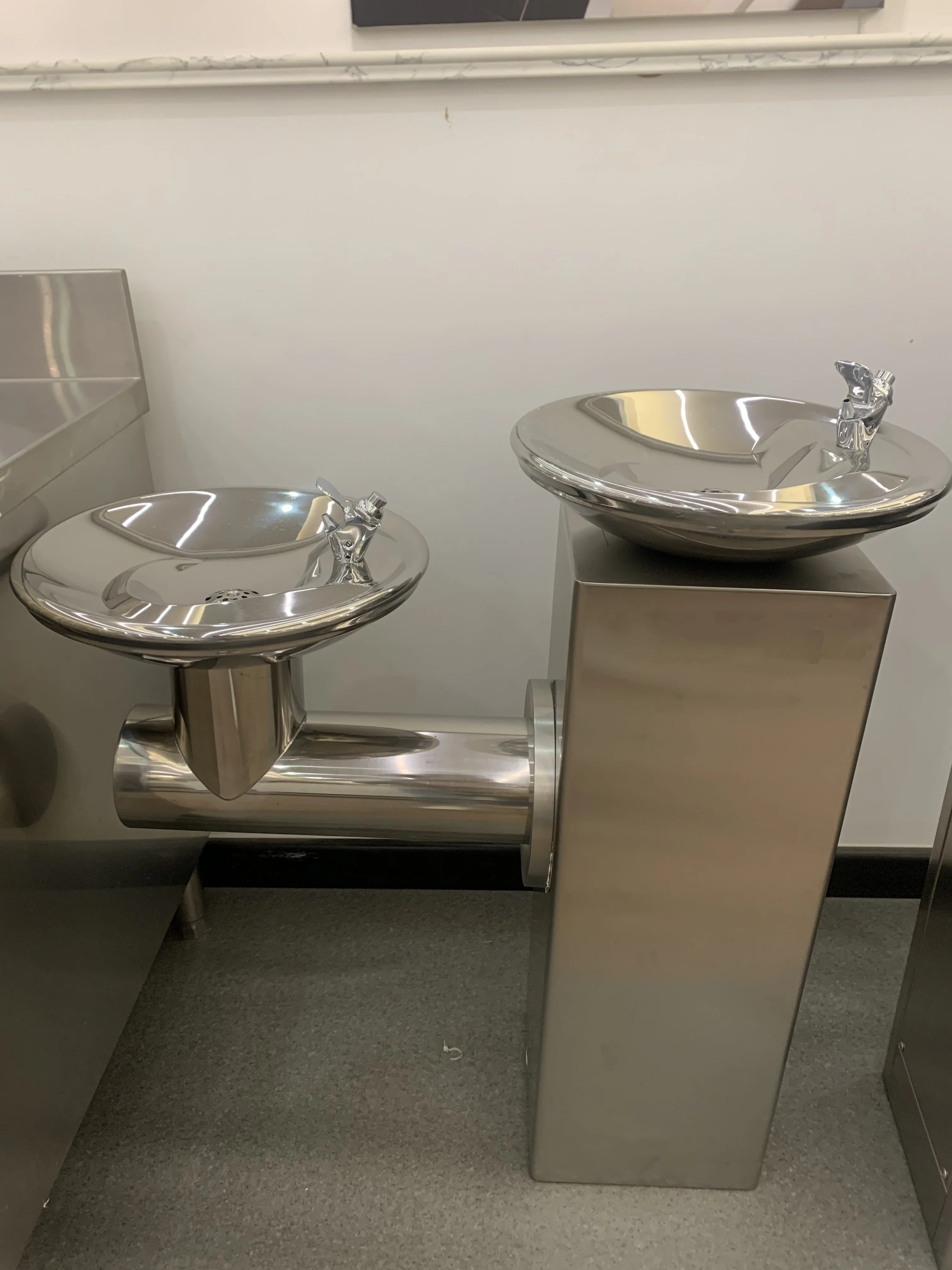 High Quality Outdoor 304 Stainless Steel Sink Standing Sanitary ADA Compliant Basin Public Drinking Fountain Water Sink