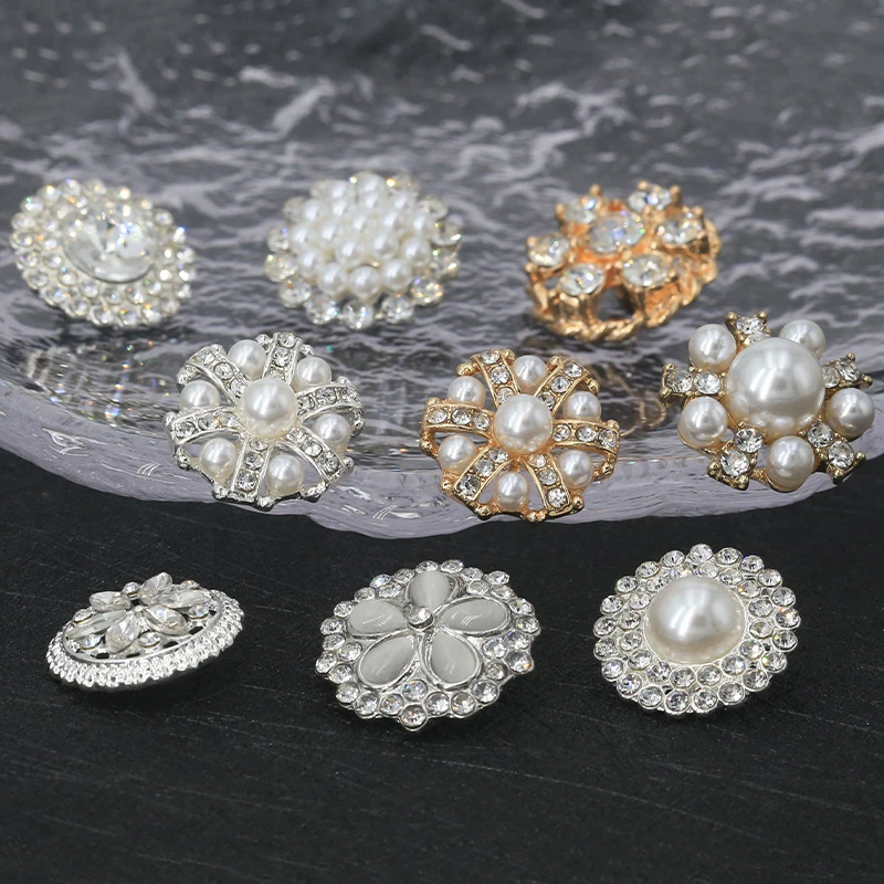 Metal buttons small incense button simple inlaid pearl buckle high-grade shirt buckle women knitted shirt decoration