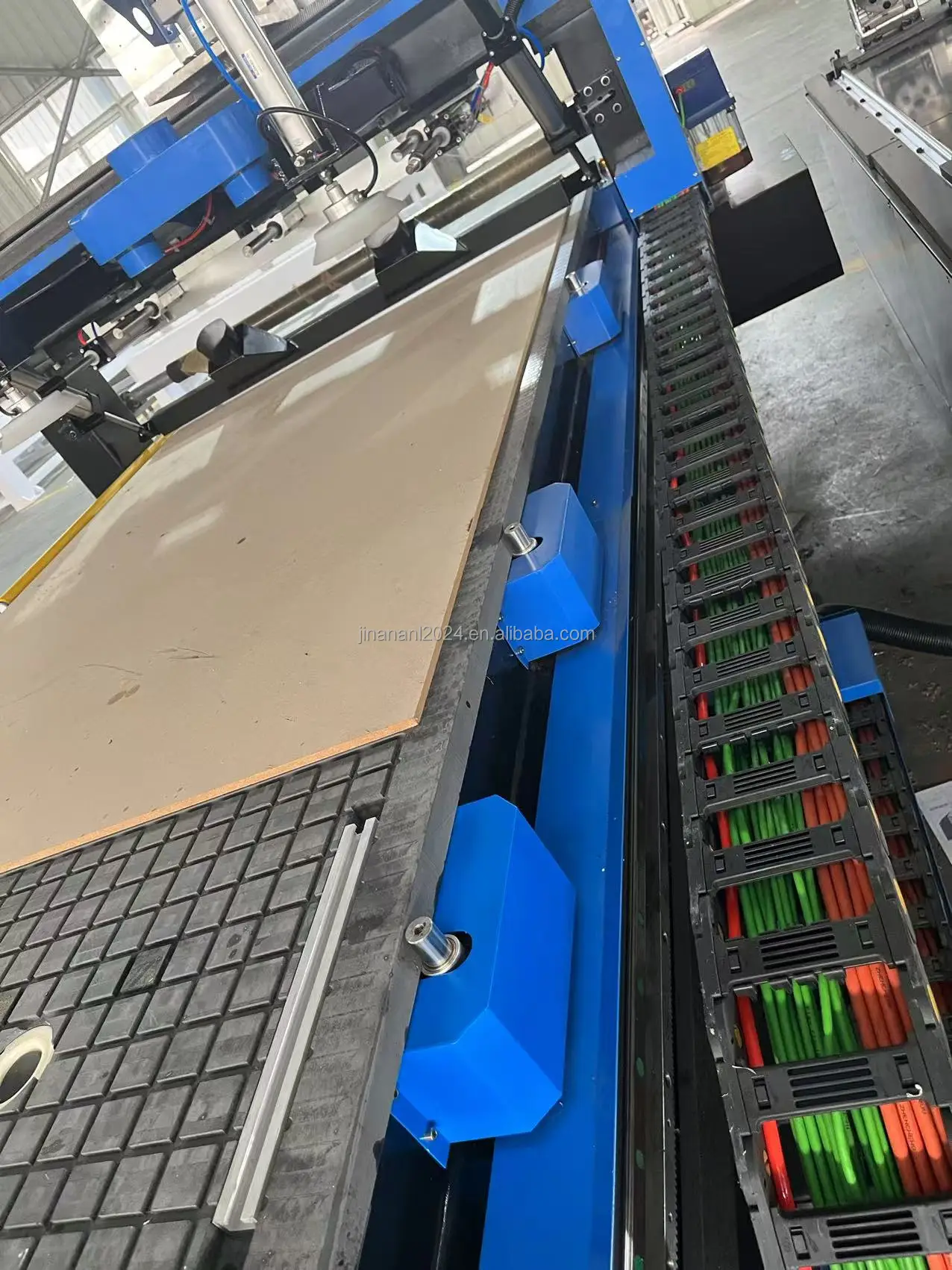 High quality Woodworking auto tool change AR1325L-12 ATC CNC Router with 12 pieces tools changer for furniture