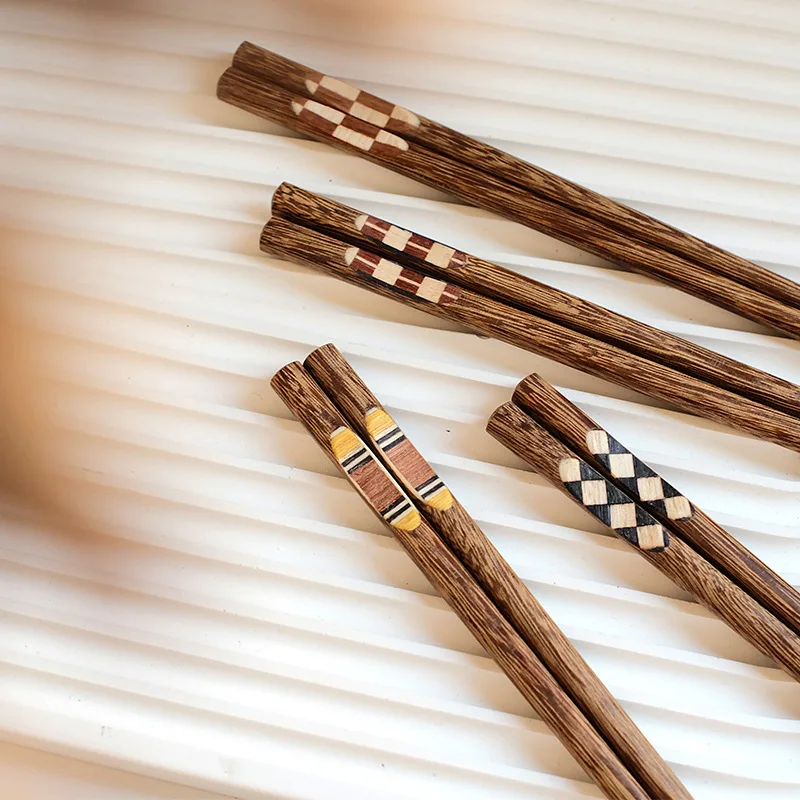 Personalized Retro Wooden Chopsticks Non Slip Sushi Chopsticks Printed Chopsticks for Home Gift