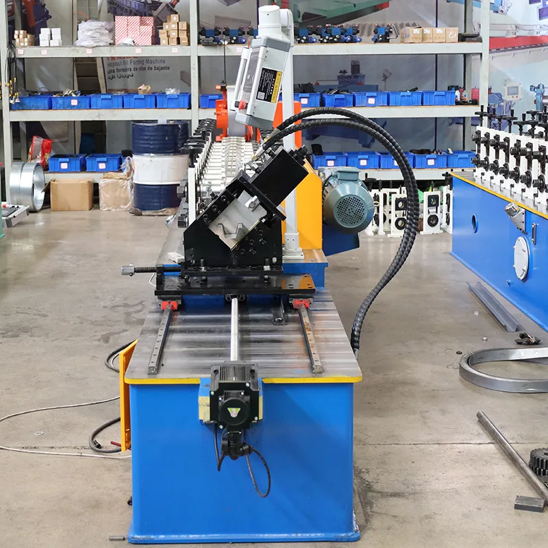 Машина для формовки рулонов из легкой стали omega furring channel