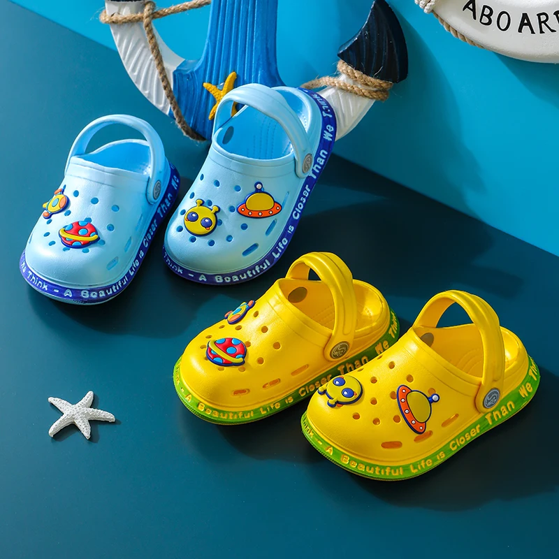 
Baby cross Summer Sandals super soft Lightweight clogs shoe Leisure Space boys girls outside baby beach slippers 