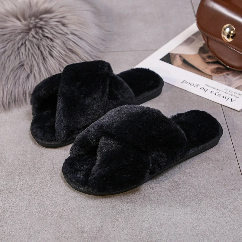 Wholesale Customized Fashion Anti-Slip Outdoor House Bedroom Indoor Fuzzy Plush Ladies Furry Slippers Fluffy Bride Bridesmaid