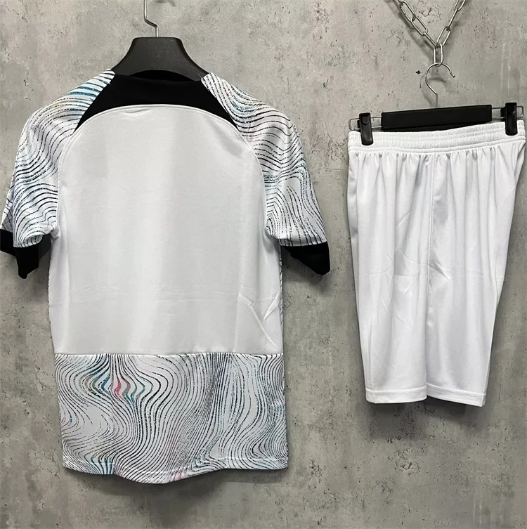 2022-2023 men blank soccer jersey 100% polyester new design men soccer jersey set