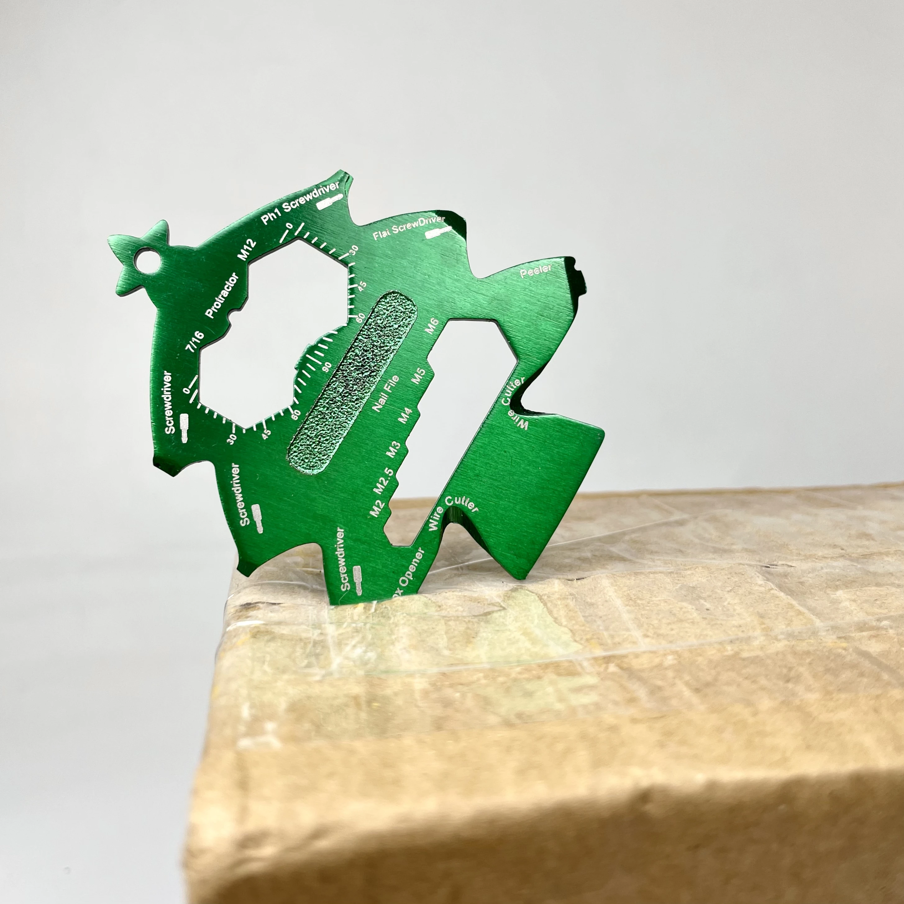 Promotional Party Personalized Souvenir Corporate Business Gift Giveaway Mini Gifts Card Multi Tool Christmas Tree Keychain