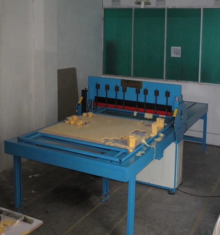 China Wholesale Market big vertical curtain fabric cut machine