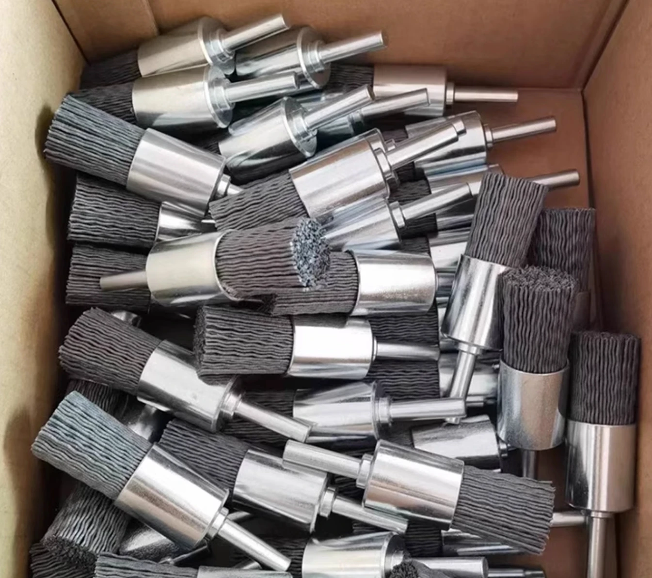 Industrial Silicon Carbide Abrasive Brush DuPont Wire Metal End Brush with Rod Deburring and Polishing