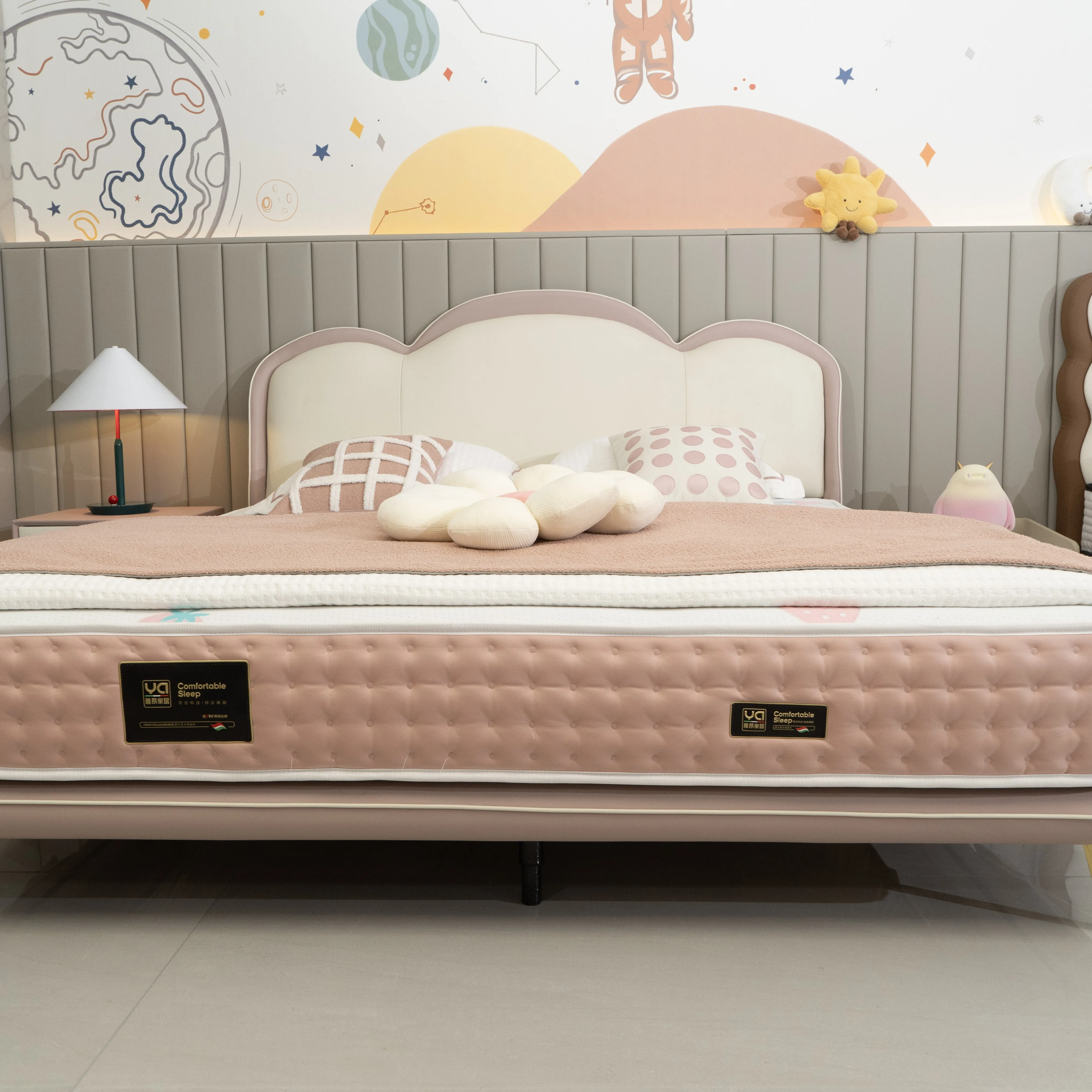 Modern Kids Upholstered Soft Beds Wooden Frame Bedroom Set Girls Reclining Feature Available Single Double Queen King Hotel Use
