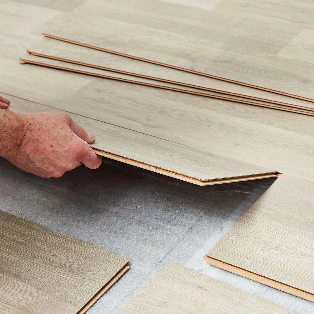 China Luxury Parquet Floor Laminate 3D Waterproof 8mm 12mm Wooden Gloss Laminated Flooring