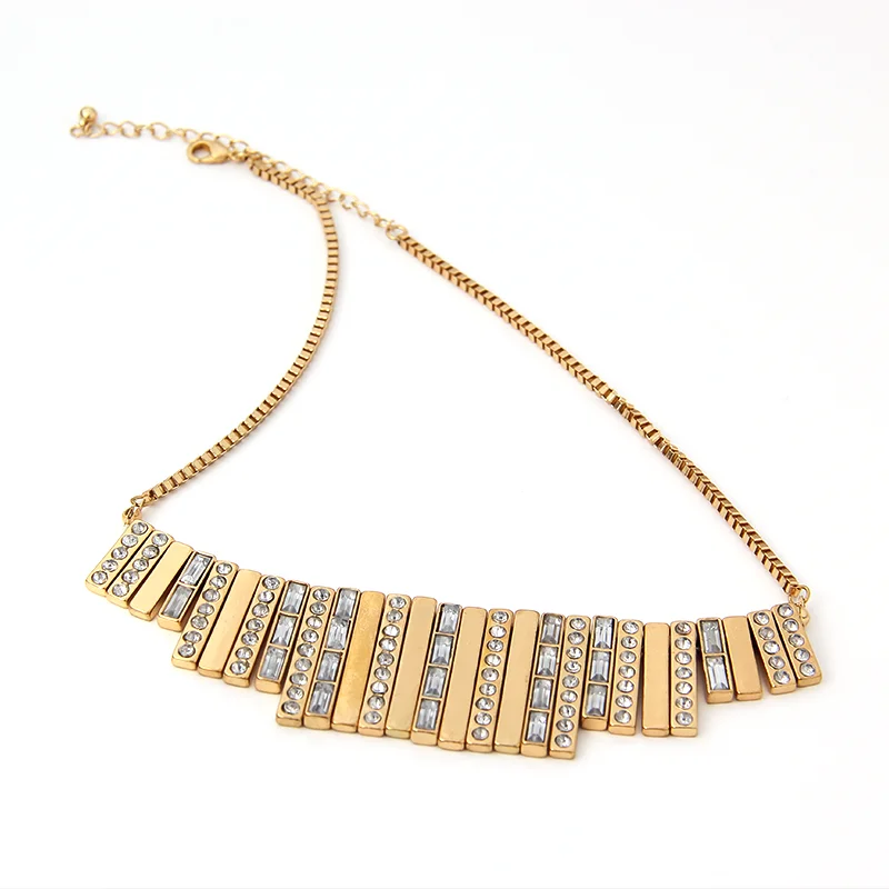 Qingdao V&R Jewelry Smykker Grey Semiprecious Stone Worn Gold Plating Hammered Metal Ball Pendant 3 Chains Necklace