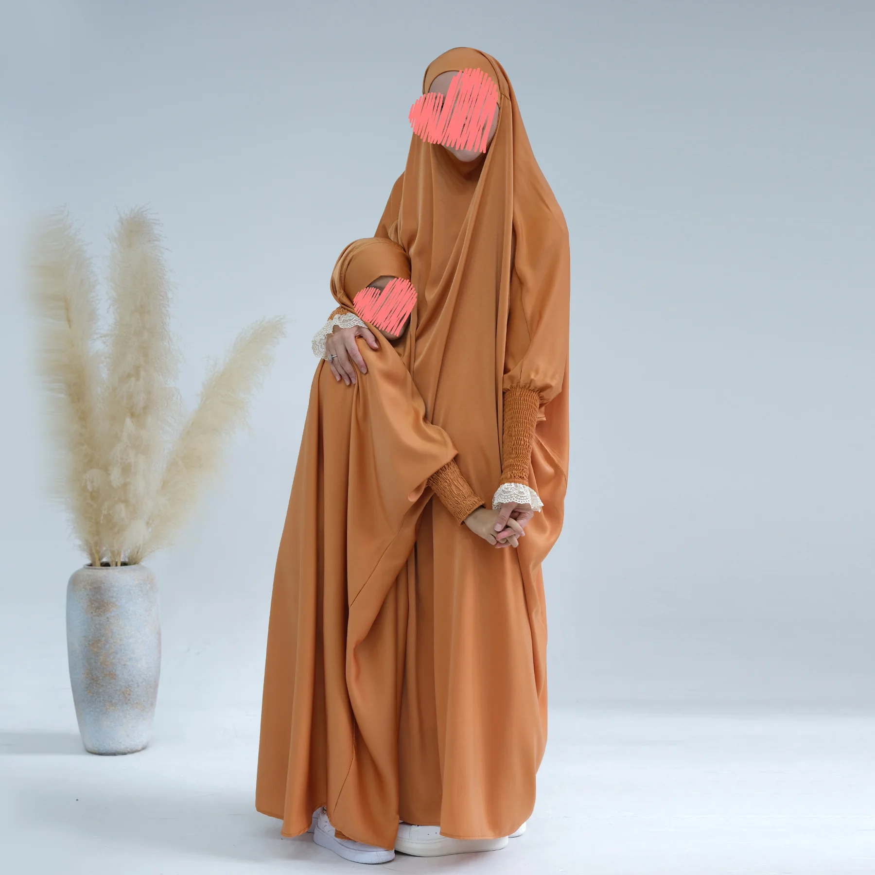 Premium Quality Solid Islamic Elegant Girls parent-child outfit OverSize Dubai Turkey Women Kids Abaya Dress Muslim Clothes