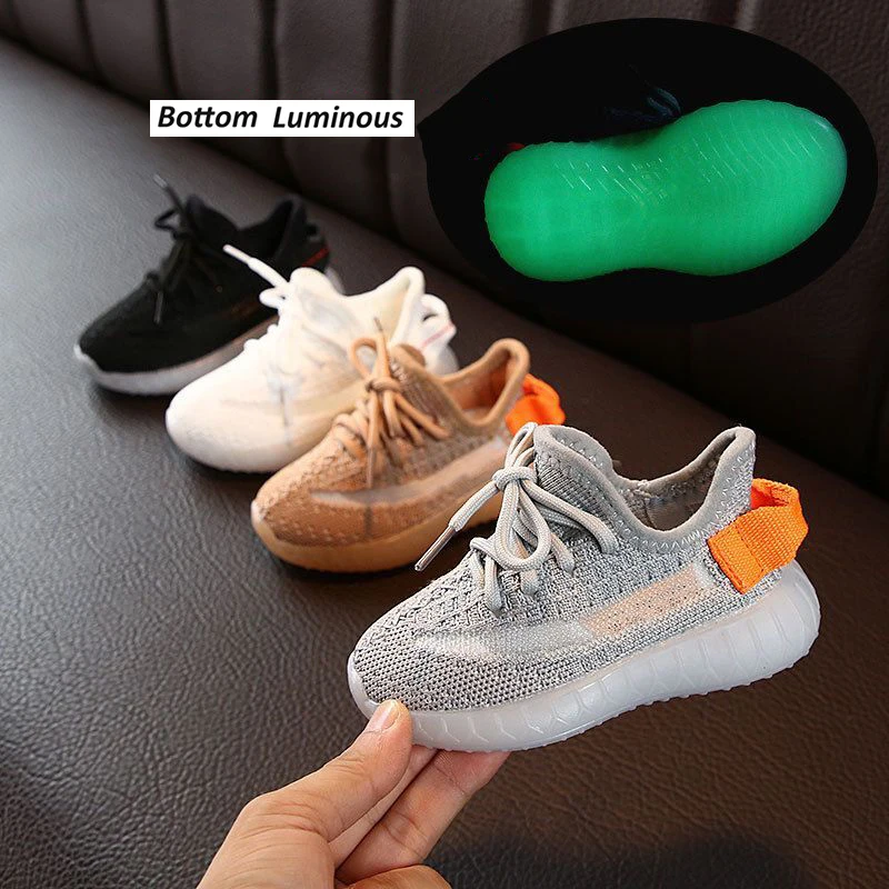  Детская Светоотражающая обувь Kanye west yeezy детская повседневная новые дышащие сетчатые кроссовки кружевные летние зимние унисекс
