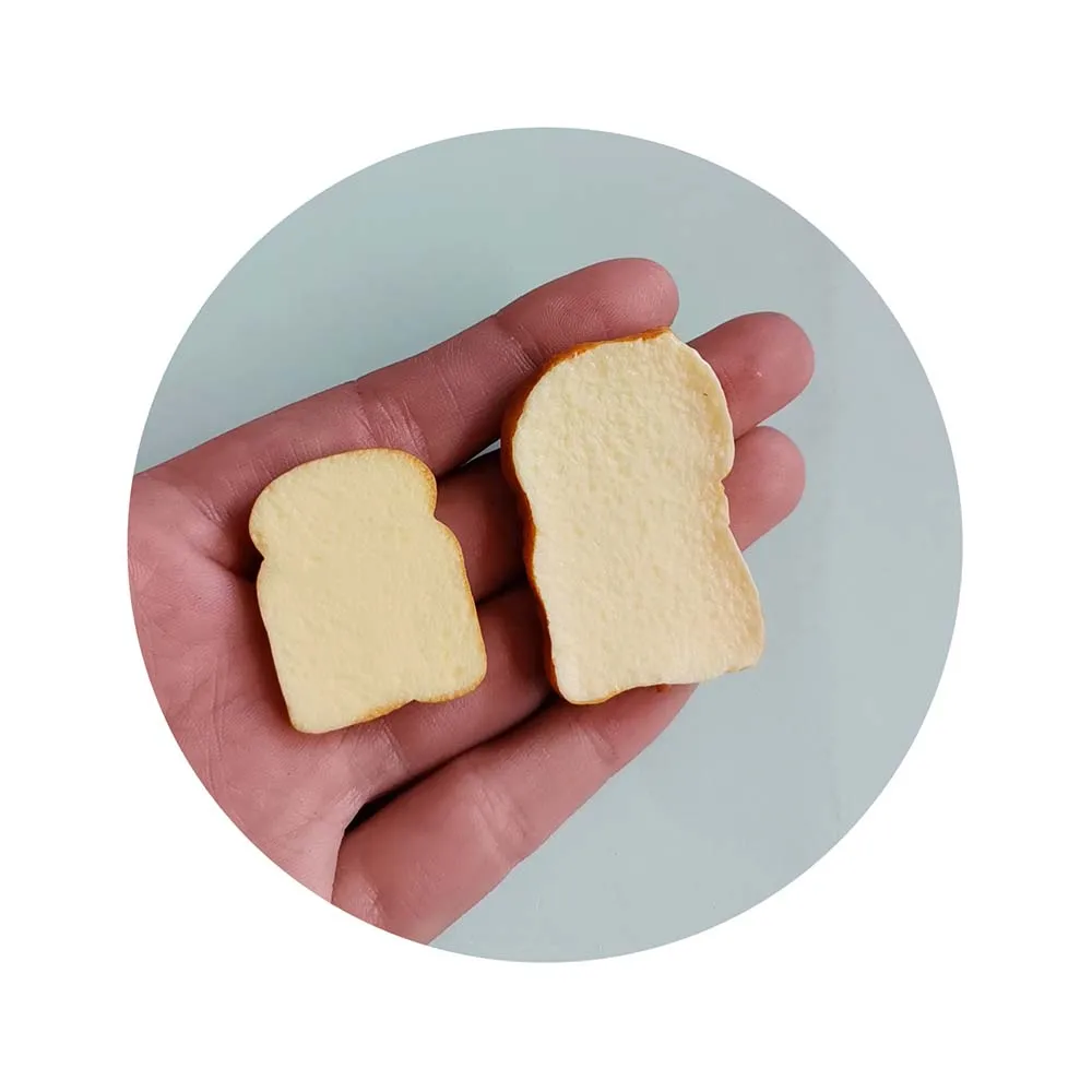 Bread Mini Charm Mini Toast Model Anti-Fade Fine Workmanship Simulated Creative Eye-catching Decorate Resin Toast Miniature