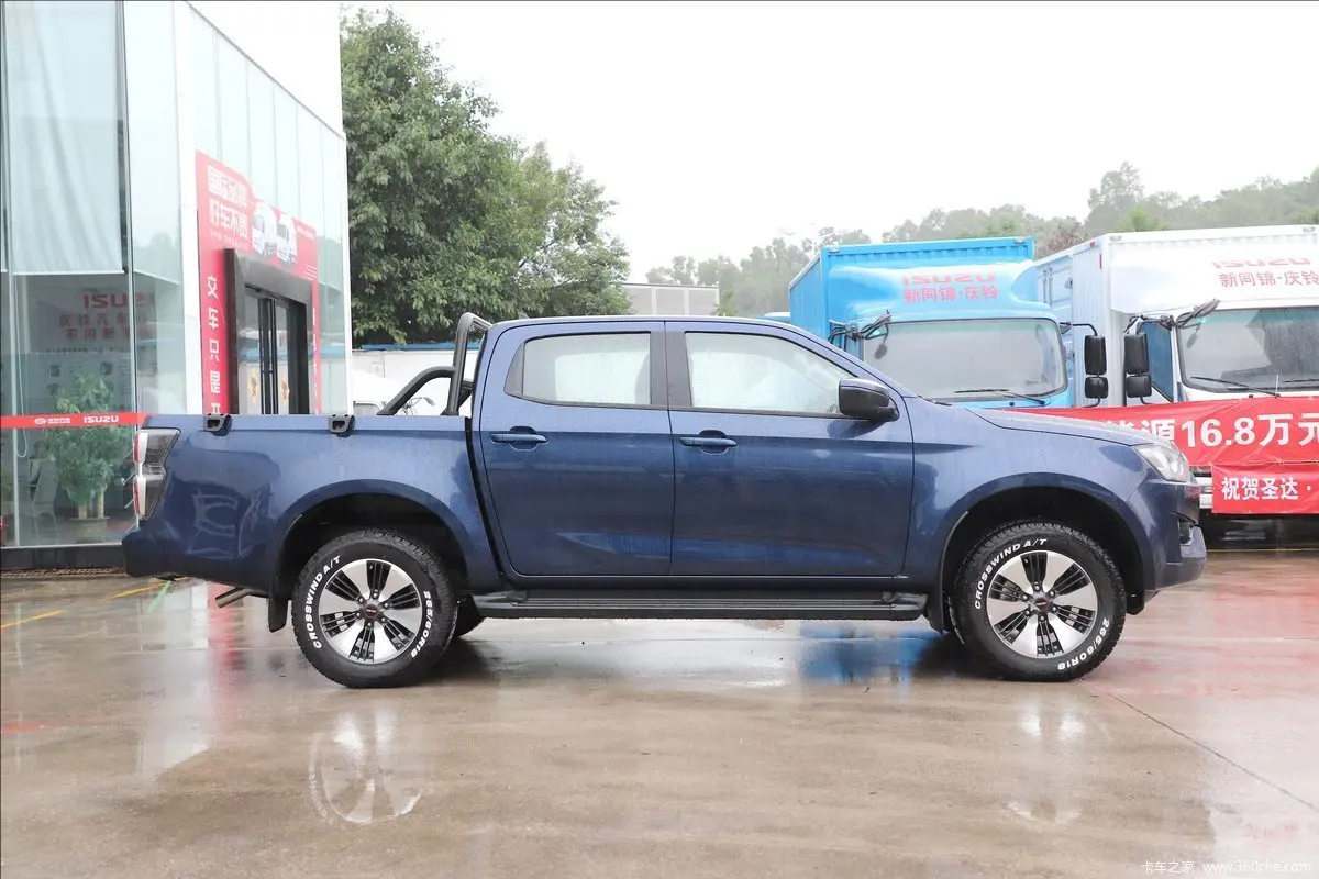 Best Selling Qingling Isuzu T30 Explorer 2024 Comfort Edition 3.0T Diesel 143hp 2WD Manual Double Cab Pickup New Car