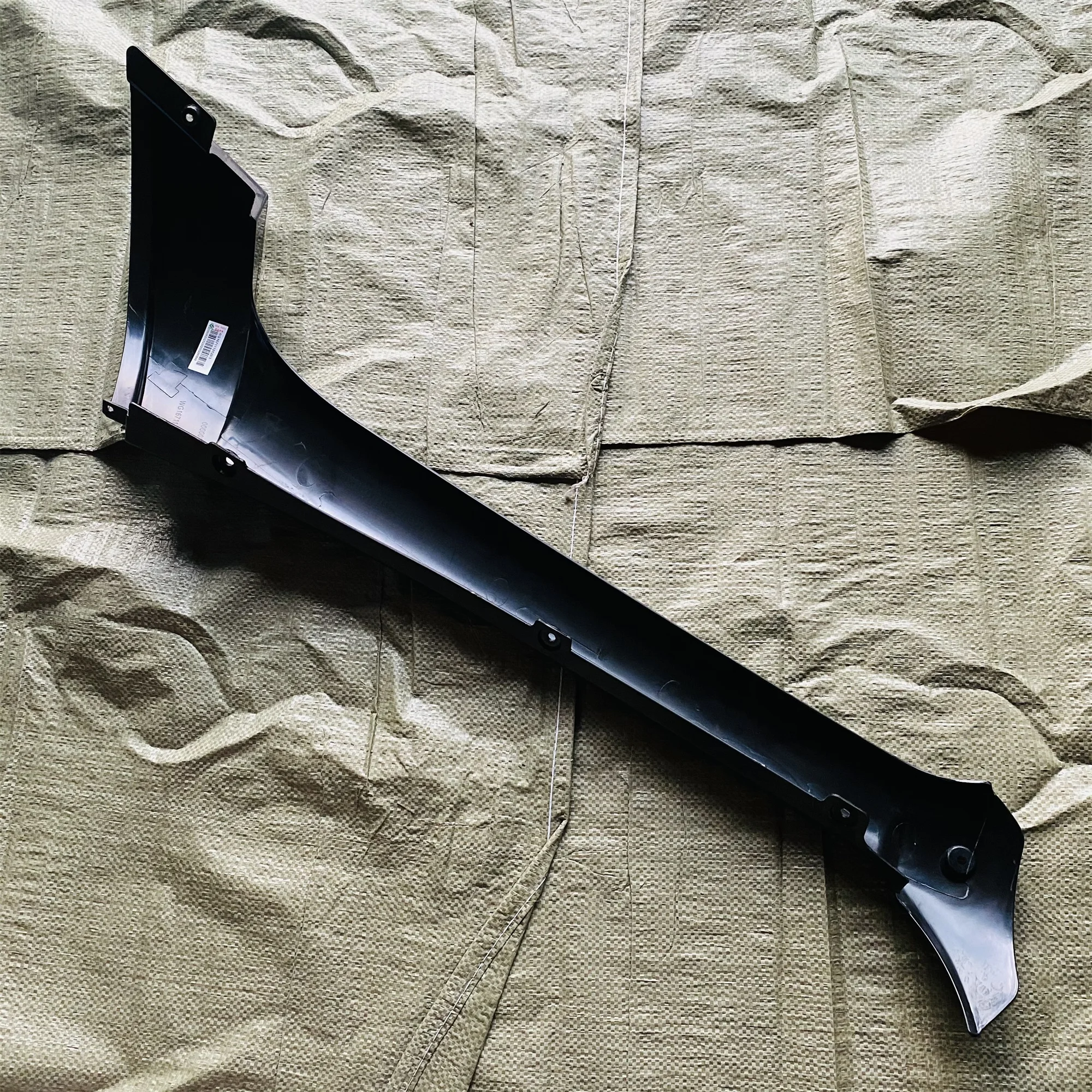 Cost-effective sinotruk howo truck spare partsWG1671110120 A column glass decorative panel a-pillar trim panel