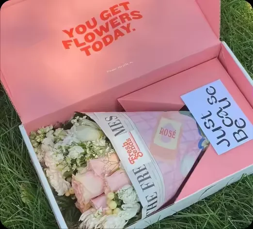 Hot sell pink small tuck top paper box gift packaging rectangular cardboard boxes flower shipping box for flowers