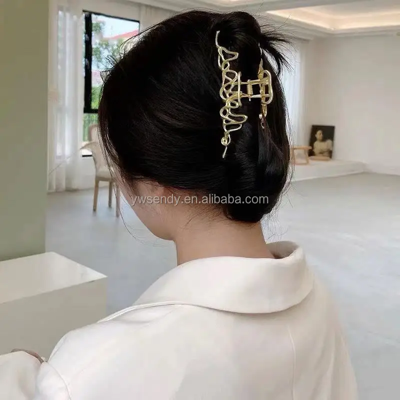 Japan Korea Fashion New Women Fashion Metal Hair Clips Accessories Large Medium Alloy Hair Claw Hairpin