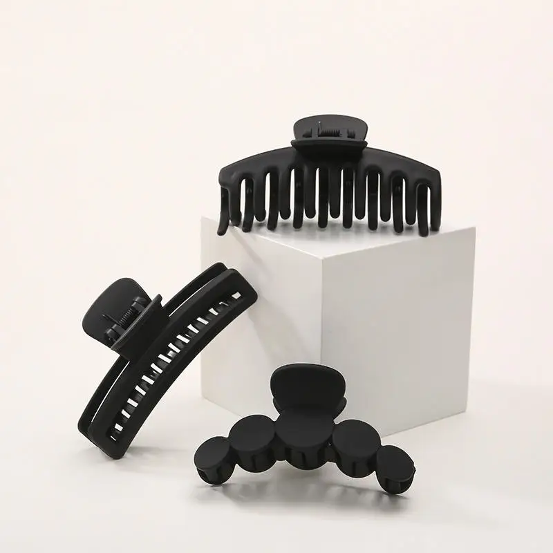 2022 Wholesale Customized Big Szie Matte Black Color Geometric Acrylic Hair Claw Frosted Jet Rectangle Acrylic Hair Claw