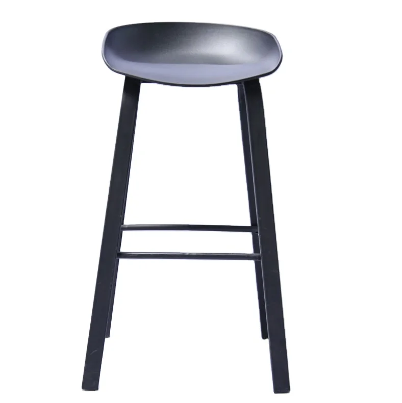 China Factory Designer Cheap Price Wholesale Restaurant Bar Chair Stackalbe Black PP Plastic