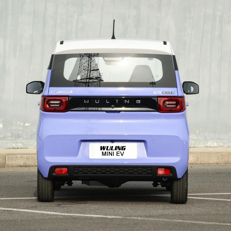 2024 Popular Cheap Wuling Mini EV Small 4 Seats 170km 215km Cute Fast Charge Car For Adults