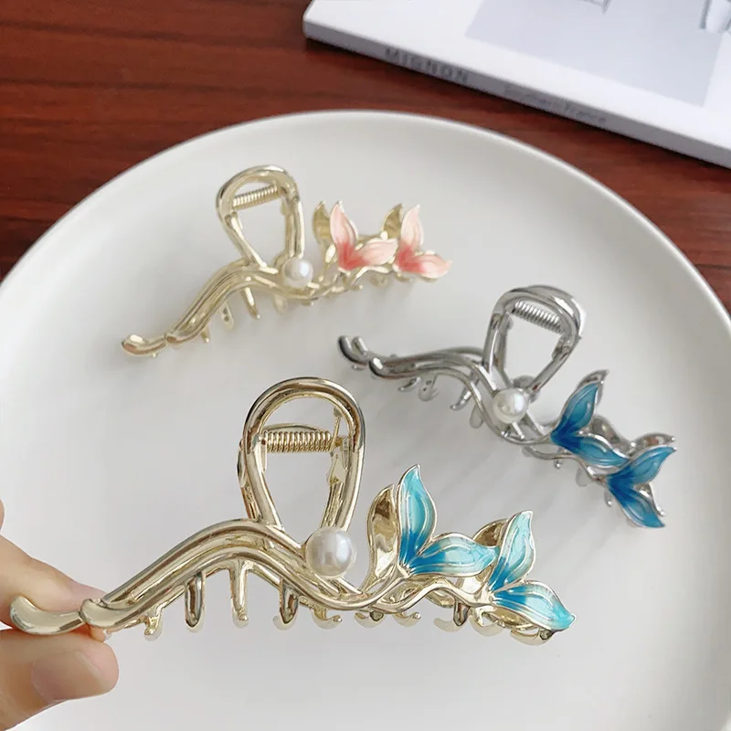 Classic Fish Tail Colorful Oil Drip Temperament Claw Clips Elegant Pearl Metal Head Back Shark Hair Claw Clips