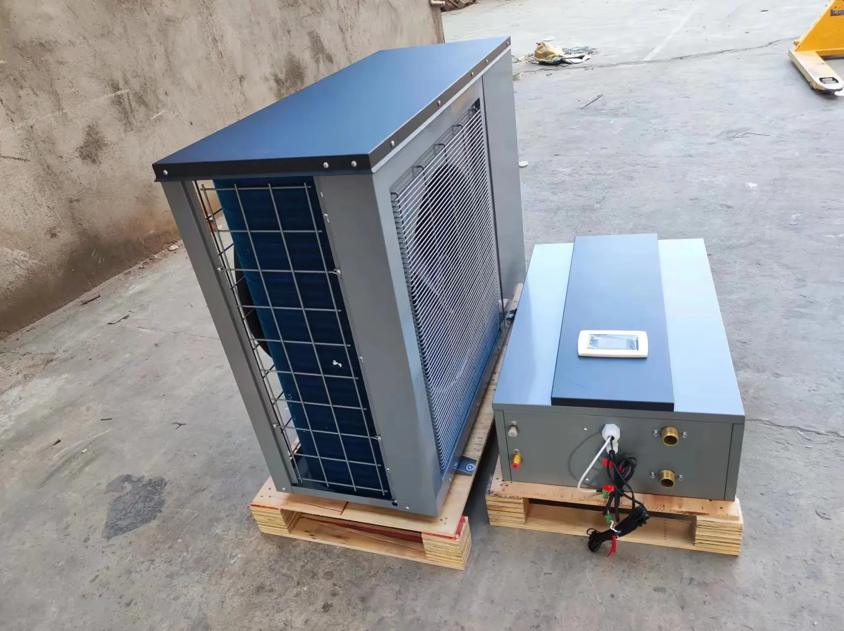 11kw DC Inverter Split Heat Pump Heating and Cooling Hot WaterWIFI Controlled